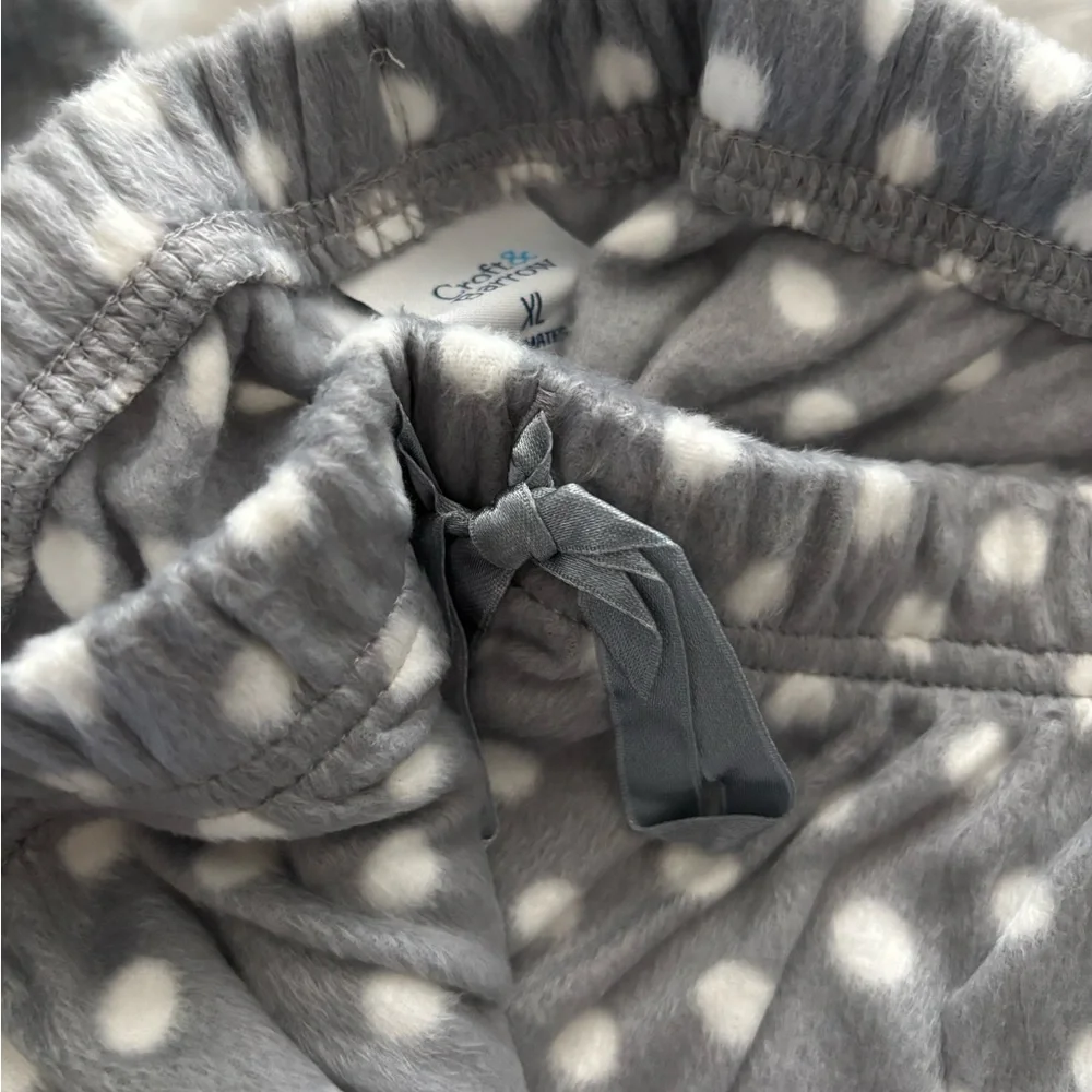 Croft & Barrow Gray Polka Dot Pajama Set - Picture 5 of 5